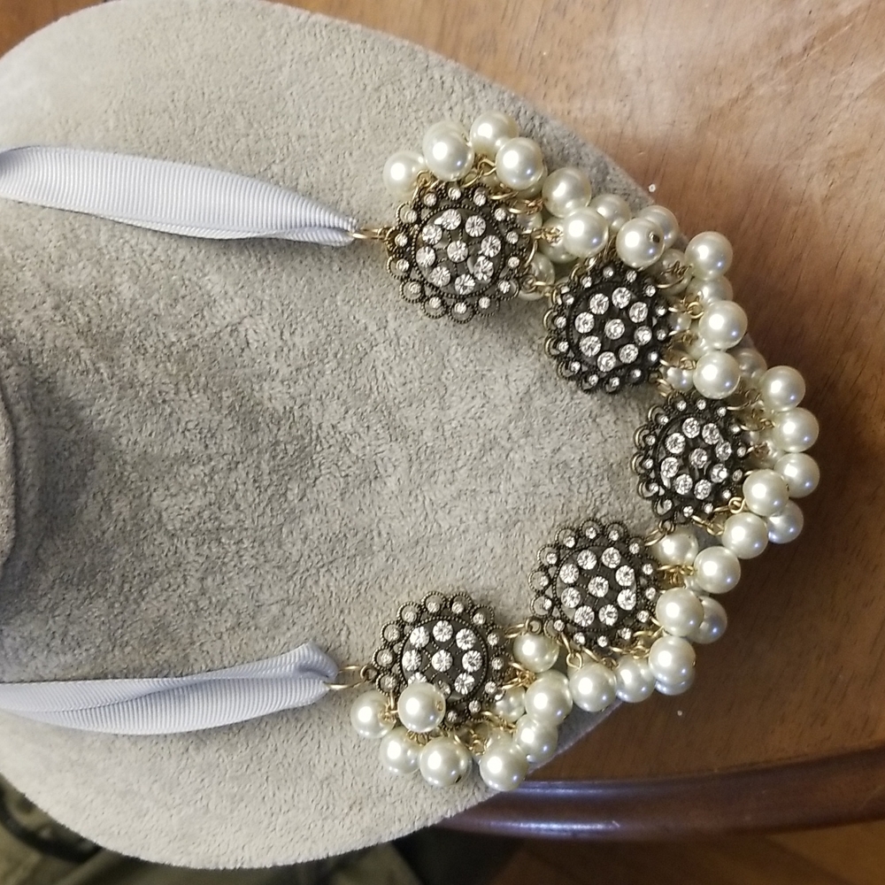 Gorgeous Statement Necklace - image 7